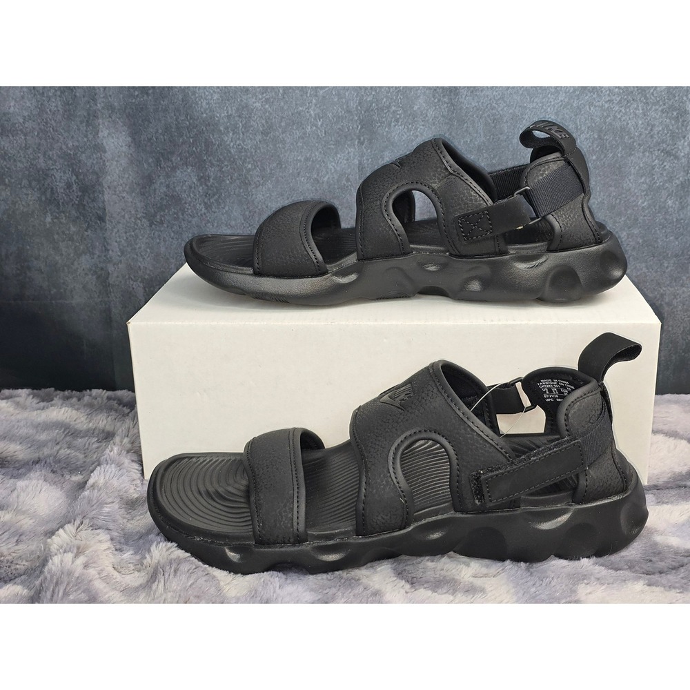 NWOT Nike Owaysis Sandal Triple Black CK9283-001 Sporty Strappy Women Size 8